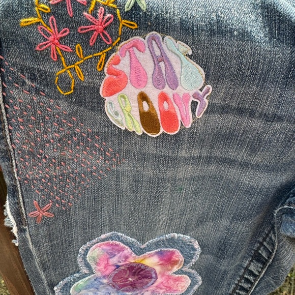 Groovy Hippie Jeans - Picture 9 of 10